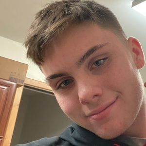 Meet your Posher, Evan